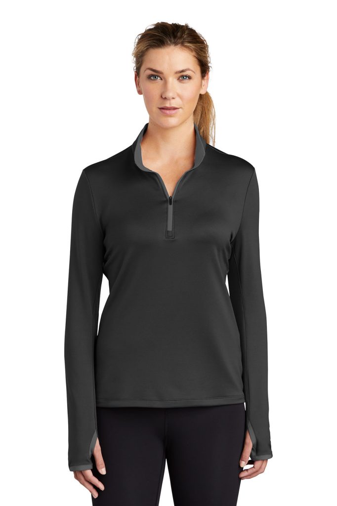 Nike 1/2 Zip Ladies Cover Up 779796